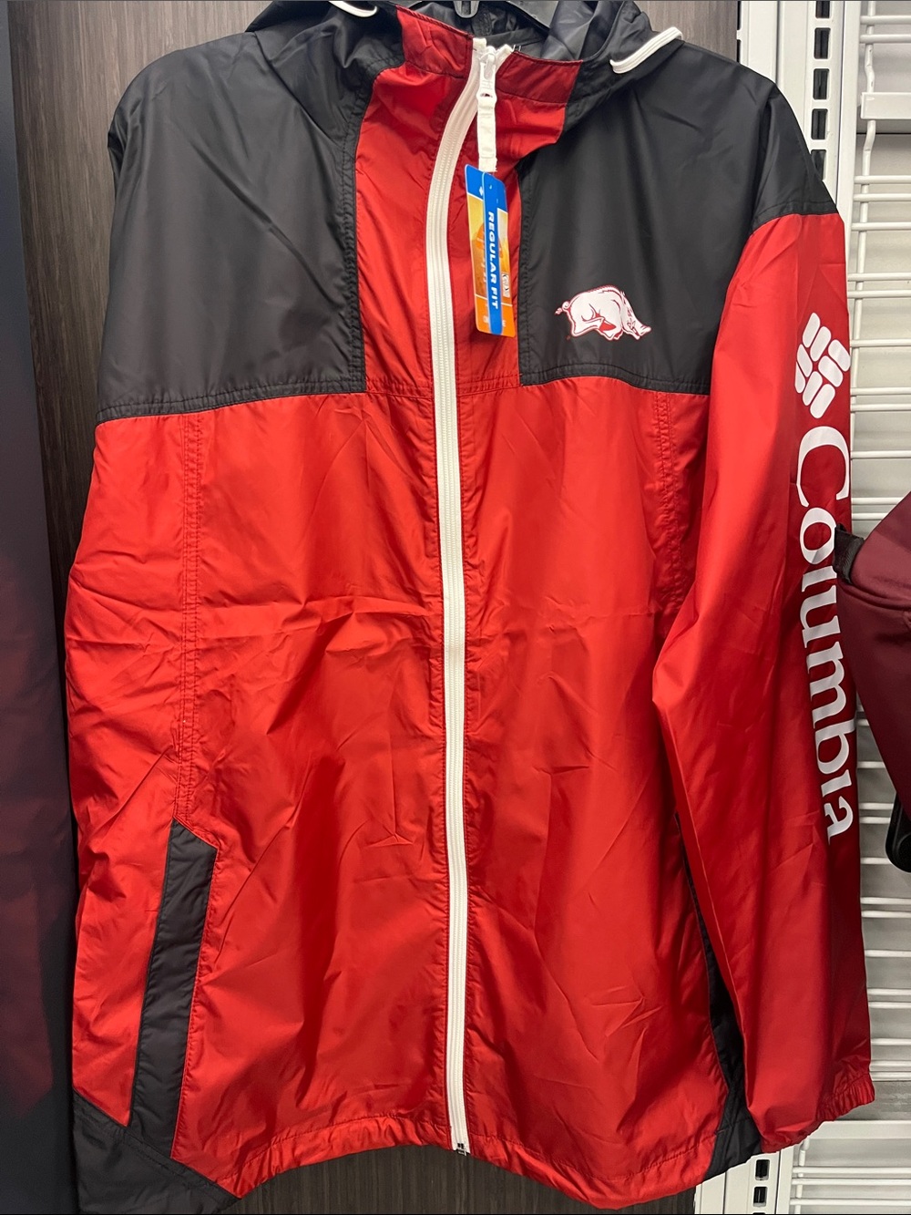 Columbia collegiate  Arkansas razorback Men's Lightweight Windbreaker Jacket